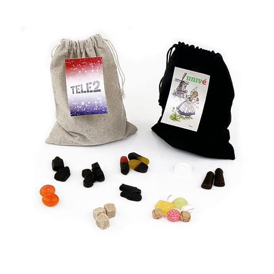 linen bags with candy